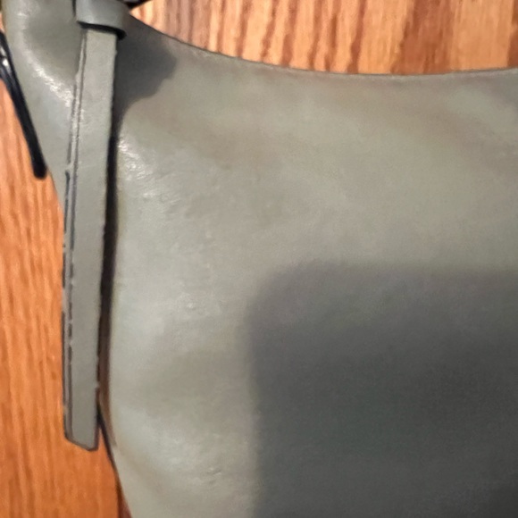 Coach Olive/sage grommet glove leather bucket bag - Picture 2 of 8